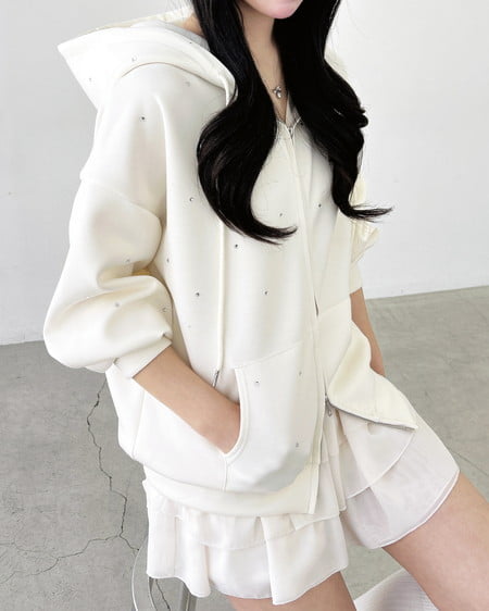 INGNI（イング） ビジュー付ダンボールジップパーカー ｱｲﾎﾞﾘｰ