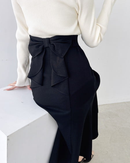 INGNI（イング） バックリボンマーメイドスカート ｸﾛ