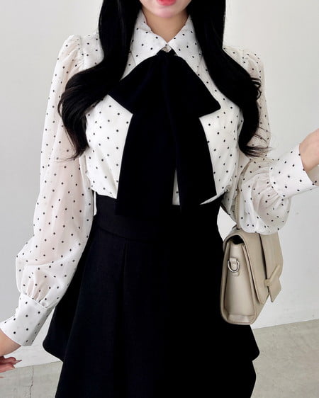 シアーボウタイブラウス