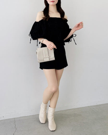 INGNI（イング） ツイードペプラムオフショルブラウス ｸﾛ