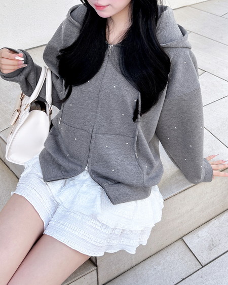 【3／18 2時までの限定価格】【WEB限定】ビジュー付ダンボールジップパーカー