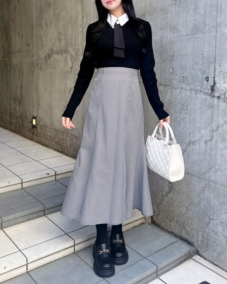 INGNI（イング） バックリボンマーメイドスカート ｸﾛ/ｷﾞﾝｶﾞﾑ