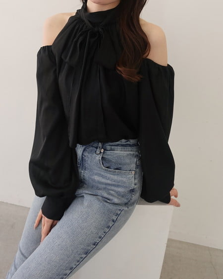 INGNI（イング） 肩開きブラウス ｸﾛ