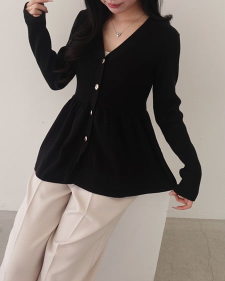 INGNI（イング） 金ボタンペプラムニットカーディガン ｸﾛ