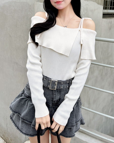 INGNI（イング） 両肩リボンスリットニット ｵﾌﾎﾜｲﾄ