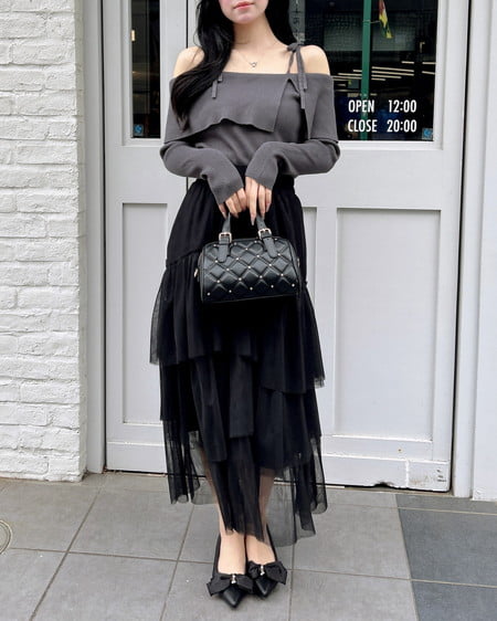 INGNI（イング） パールビジュー付きリボンパンプス ｸﾛ