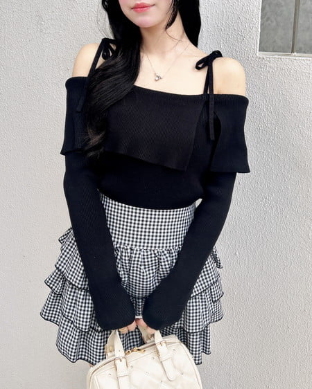 INGNI（イング） 両肩リボンスリットニット ｸﾛ