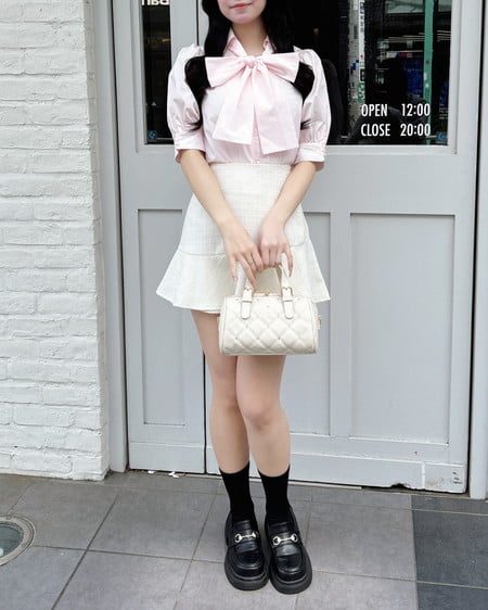 INGNI（イング） 胸刺繍ボウタイ半袖ブラウス ﾋﾟﾝｸ