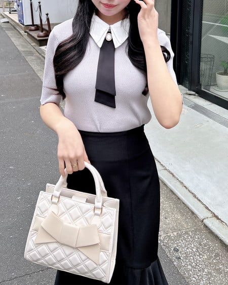 INGNI（イング） 襟付ボウタイ半袖ニット ﾗｲﾄｸﾞﾚｰ