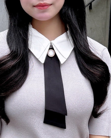 INGNI（イング） 襟付ボウタイ半袖ニット ﾗｲﾄｸﾞﾚｰ