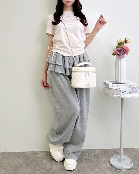 INGNI（イング） サイドギャザーリボンラインストーンロゴTシャツ ﾗｲﾄﾋﾟﾝｸ