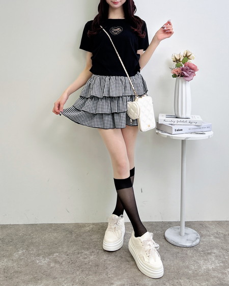 INGNI（イング） ハートレース抜きサイドギャザーTシャツ ｸﾛ