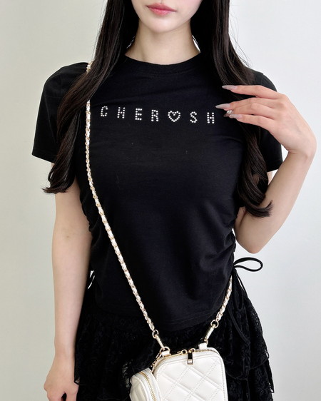 INGNI（イング） サイドギャザーリボンラインストーンロゴTシャツ ｸﾛ