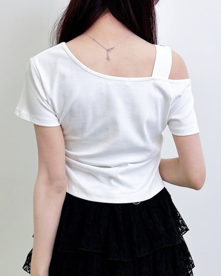 INGNI（イング） 肩ベルトロゴTシャツ ｵﾌﾎﾜｲﾄ