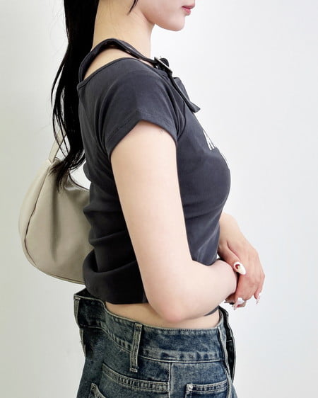 INGNI(イング) 肩ベルトロゴTシャツ チャコールグレー