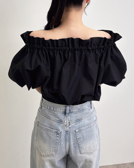 INGNI（イング） 2Wayギャザーオフショルブラウス ｸﾛ