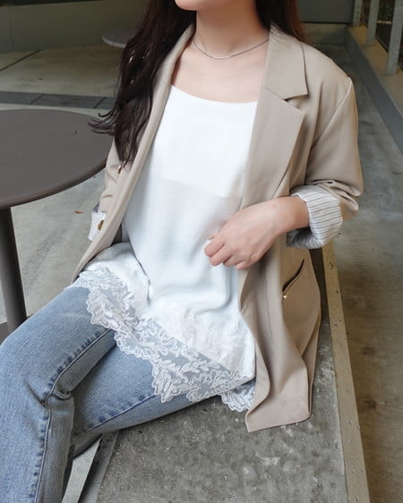 INGNI（イング） 裾レースサテンキャミ ｵﾌﾎﾜｲﾄ