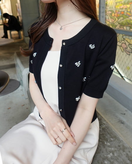 INGNI（イング） ビジュー装飾半袖ニットカーディガン ｸﾛ