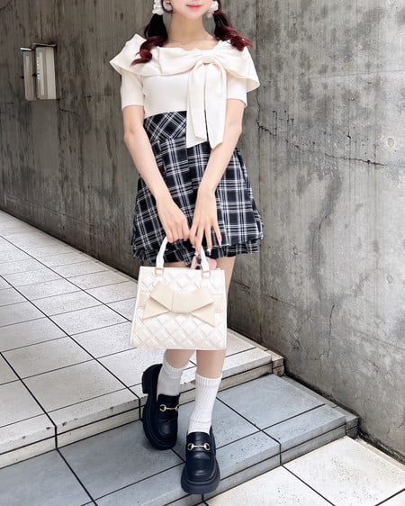 INGNI（イング） リボンオフショル半袖ニット ｱｲﾎﾞﾘｰ