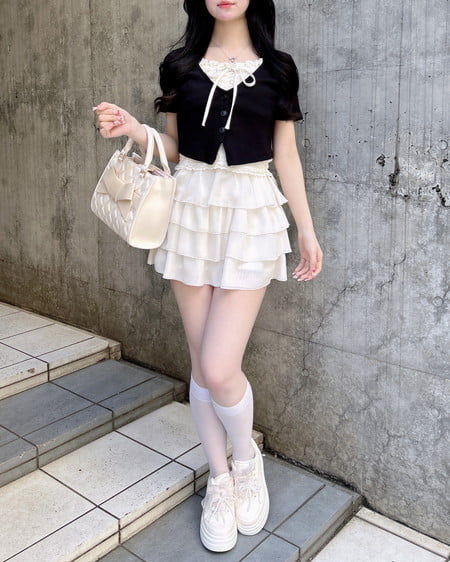 INGNI（イング） レイヤードカーデトップス ｸﾛ/ﾚｰｽ