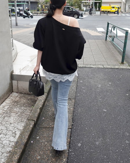 INGNI（イング） 裾レースサテンキャミ ｵﾌﾎﾜｲﾄ