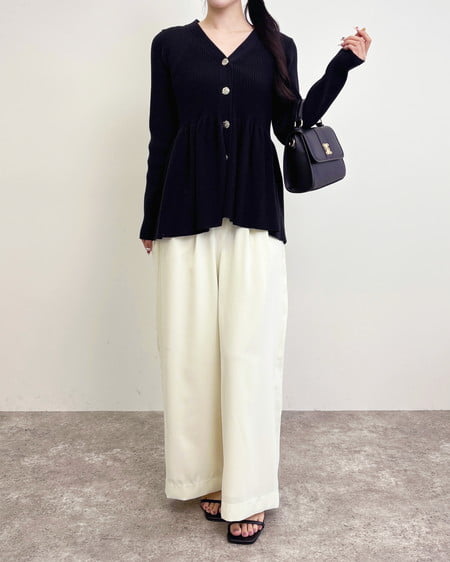 INGNI（イング） 金ボタンペプラムニットカーディガン ｸﾛ