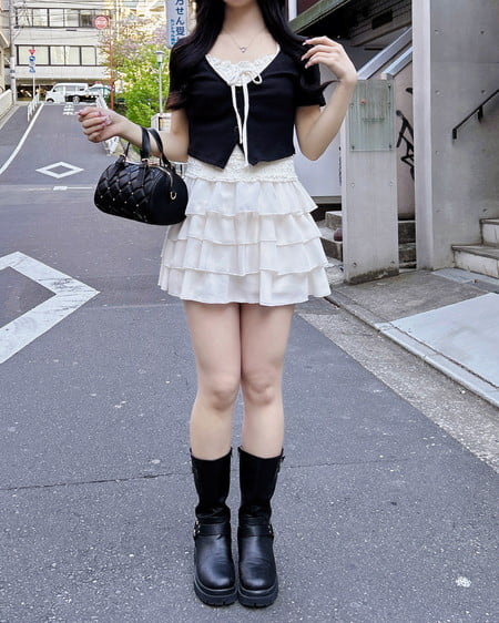 INGNI（イング） シアーフリルミニスカパン ｵﾌﾎﾜｲﾄ