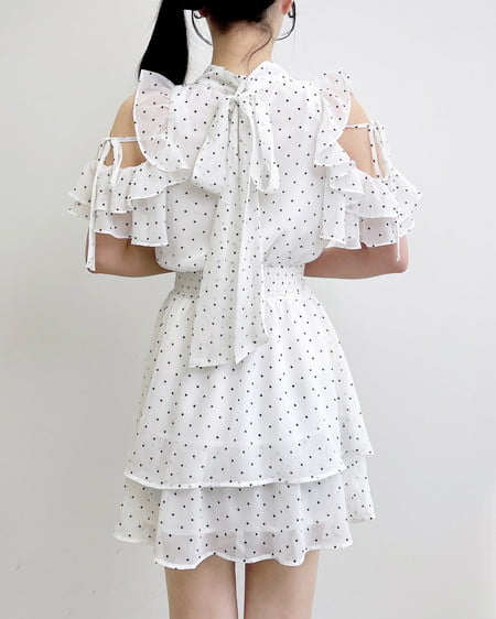 INGNI（イング） 2Wayリボン肩あきフリルミニワンピース ｵﾌ/ﾄﾞｯﾄ