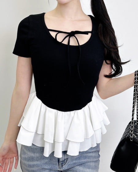 INGNI（イング） 切替ペプラムリボントップス ｸﾛ/ｵﾌﾎﾜｲﾄ