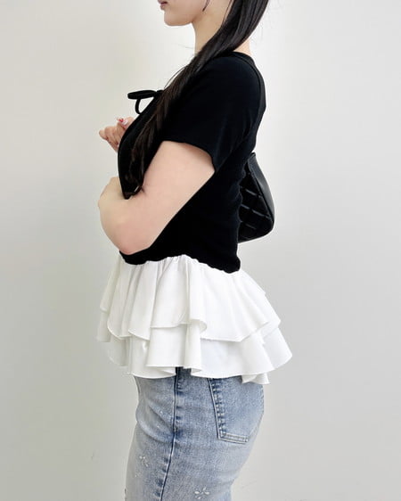 INGNI（イング） 切替ペプラムリボントップス ｸﾛ/ｵﾌﾎﾜｲﾄ