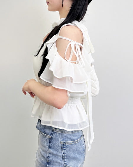 INGNI(イング) 2Wayリボン肩あきフリルブラウス オフホワイト