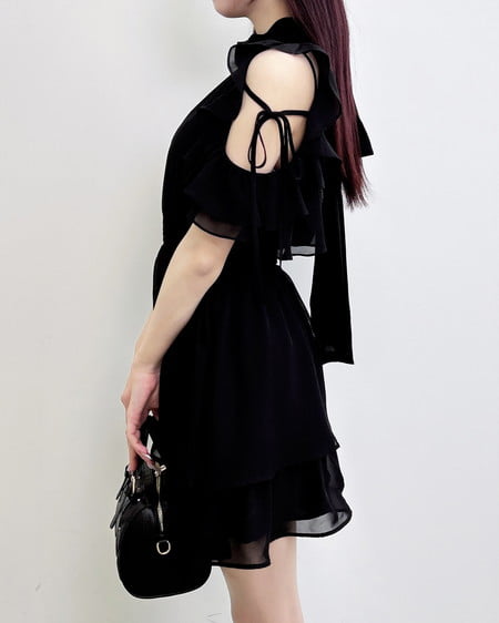 INGNI（イング） 2Wayリボン肩あきフリルミニワンピース ｸﾛ