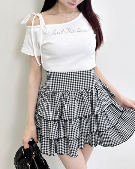 INGNI（イング） ワンショル肩リボンロゴリブトップス ｵﾌﾎﾜｲﾄ