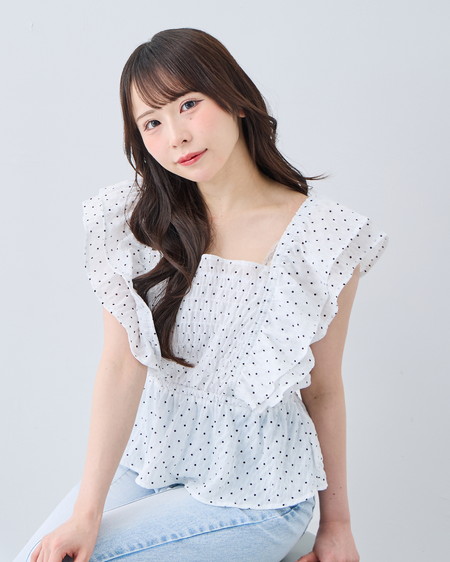 INGNI(イング) 【4／22 2時までの限定価格】【WEB限定】フリルペプラムブラウス