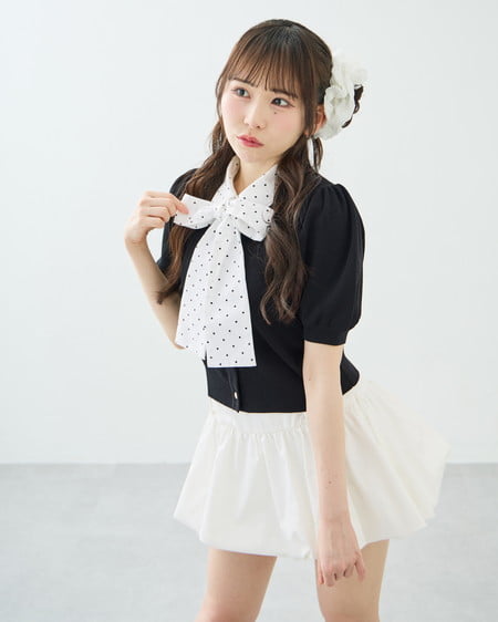 INGNI（イング） ボウタイドッキング半袖ニット ｸﾛ/ｵﾌｸﾛﾄﾞｯﾄ