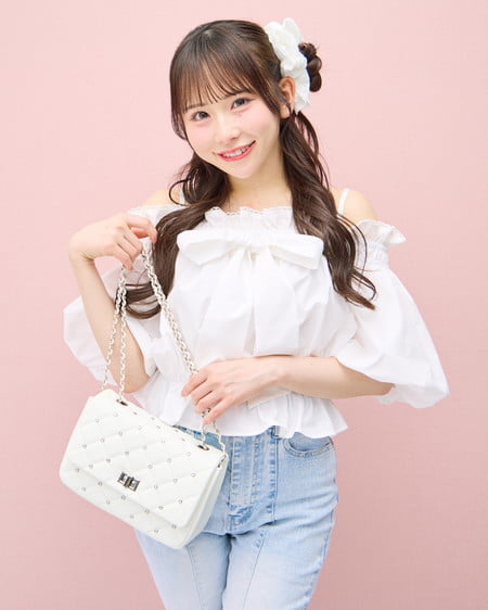 INGNI（イング） リボンオフショルバルーンスリーブブラウス ｵﾌﾎﾜｲﾄ