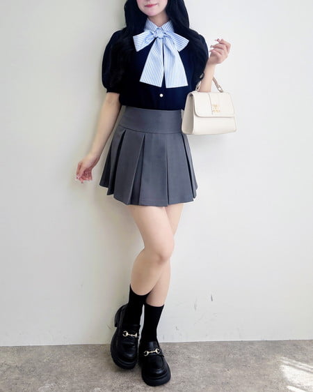 INGNI（イング） ボウタイドッキング半袖ニット ｺﾝ/ﾌﾞﾙｰｽﾄﾗｲﾌﾟ