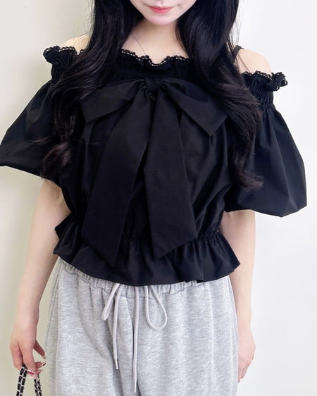 INGNI（イング） リボンオフショルバルーンスリーブブラウス ｸﾛ