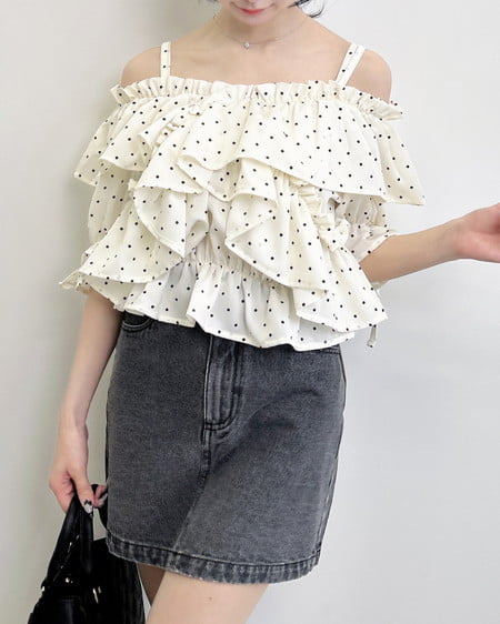 INGNI（イング） クロスフリルオフショル半袖ブラウス ｵﾌ/ﾄﾞｯﾄ