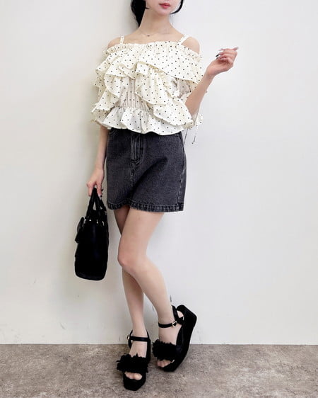 INGNI（イング） クロスフリルオフショル半袖ブラウス ｵﾌ/ﾄﾞｯﾄ