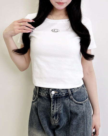 INGNI（イング） メタルロゴリブTシャツ ｵﾌﾎﾜｲﾄ