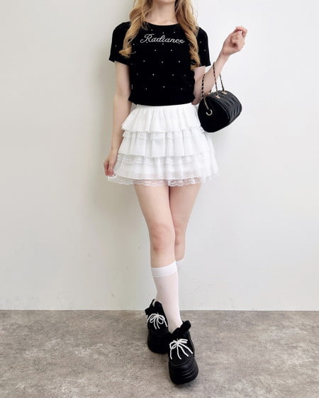 INGNI(イング) ラインストーン飛ばしロゴサイドギャザーTシャツ クロ