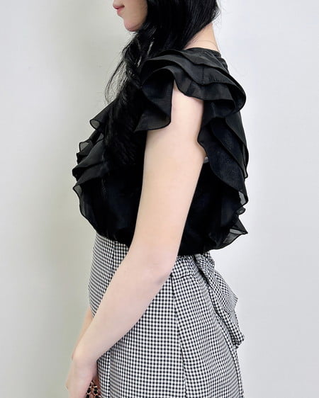 INGNI（イング） フリルシアーノースリーブブラウス ｸﾛ