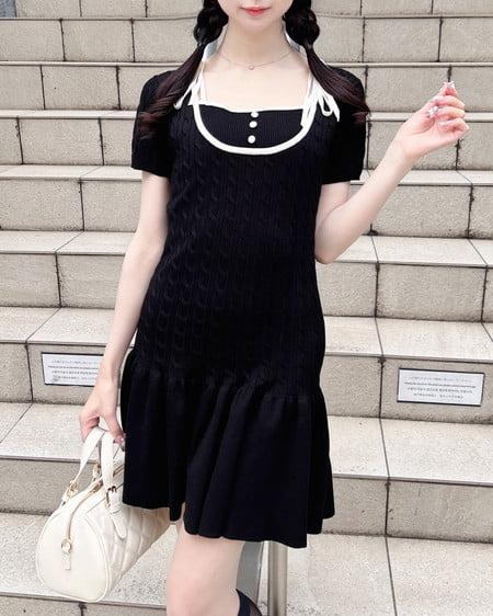 INGNI（イング） 配色ケーブル半袖ニットワンピース ｸﾛ/ｵﾌﾎﾜｲﾄ