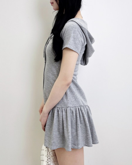 INGNI（イング） スウェットフリルミニワンピース ｸﾞﾚｰ