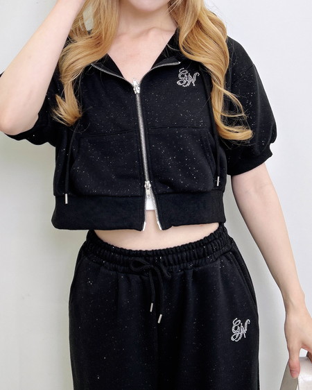 INGNI（イング） ラメジップパーカー＋パンツ／セットアップ ｸﾛ