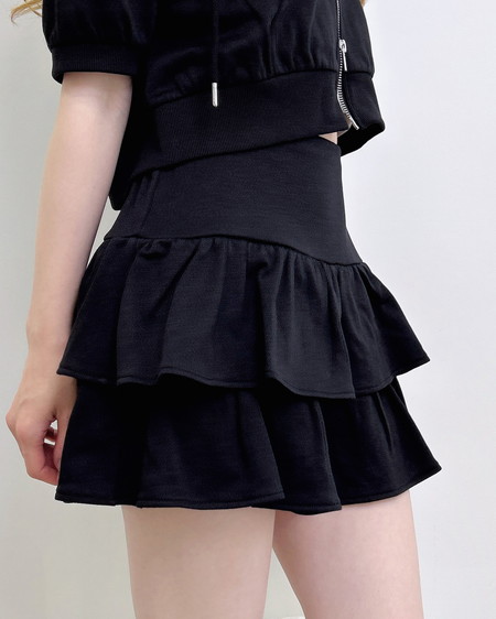 INGNI（イング） ラインストーンロゴフリルスカート ｸﾛ