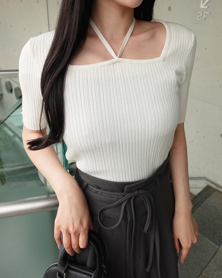 INGNI（イング） ホルター付スクエアネックランダムリブ半袖ニット ｱｲﾎﾞﾘｰ