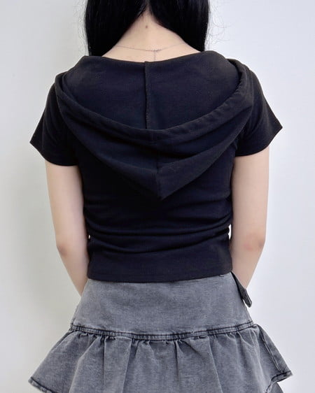 INGNI（イング） ヘンリーネックフードリブトップス ｸﾛ