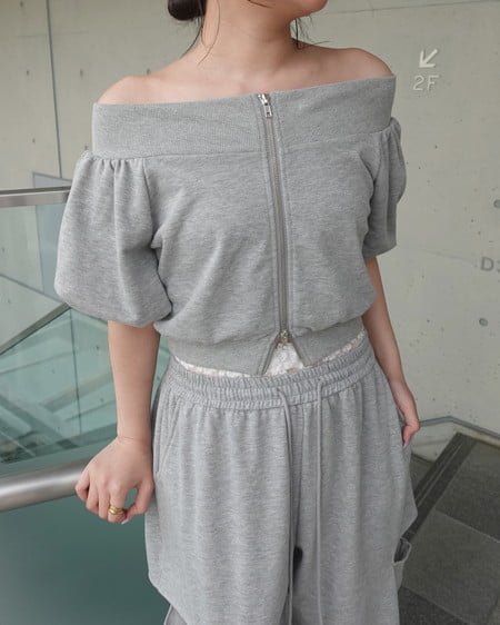 【INGNI SOELA】ダブルジップオフショルスウェット